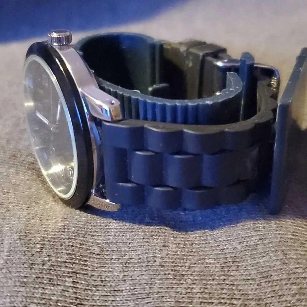 NEW Easy Read Black & Silver Watch Silicone‎ Rubber Band